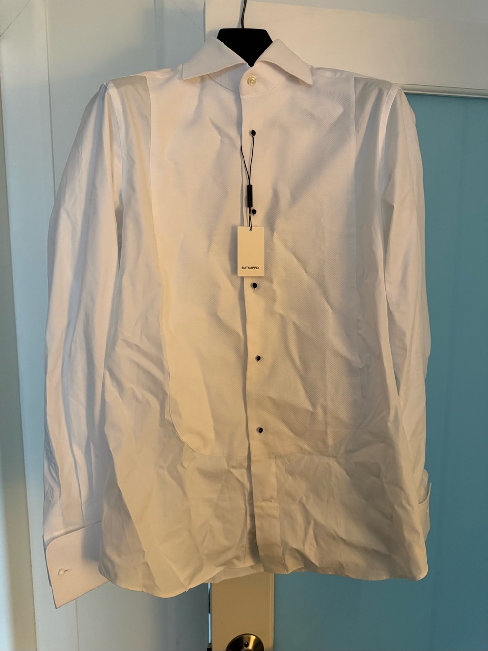 Suitsupply White Dress Shirt with Dark Contrast Buttons